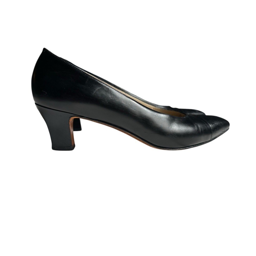 Salvatore Ferragamo Gancini Logo Black Leather Pumps Women's Sz 8.5 AAA #S64-6 - Picture 5 of 15